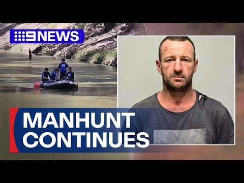 Police divers join the search for alleged triple murderer | 9 News ...