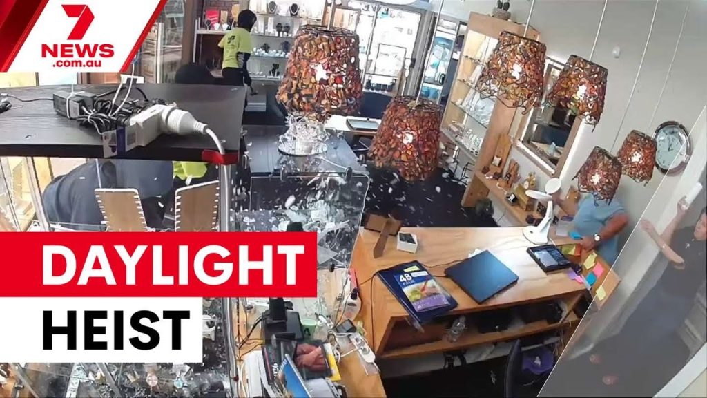 Smash and grab: Armed thieves help themselves during two daylight ...